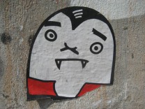 Street Art Vampire (unknown artist)